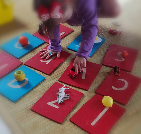 découvrez notre guide complet sur l'éducation montessori à bordeaux. explorez les méthodes, les établissements et les ressources pour favoriser l'épanouissement et l'apprentissage autonome de votre enfant dans un environnement stimulant.
