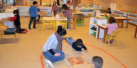 découvrez notre guide complet sur l'éducation montessori à bordeaux. apprenez les principes fondamentaux de cette méthode éducative innovante et trouvez les meilleures écoles et ressources pour accompagner le développement de votre enfant dans un environnement stimulant et respectueux.