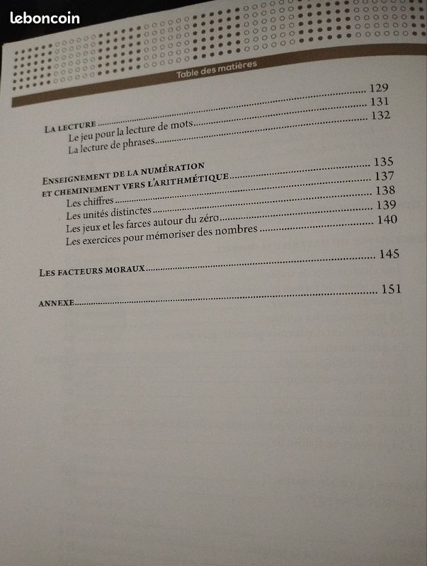 découvrez notre guide complet sur la méthode montessori, une approche éducative innovante qui favorise l'autonomie et le développement personnel des enfants. apprenez à appliquer ces principes dans votre quotidien pour une éducation adaptée et bienveillante.