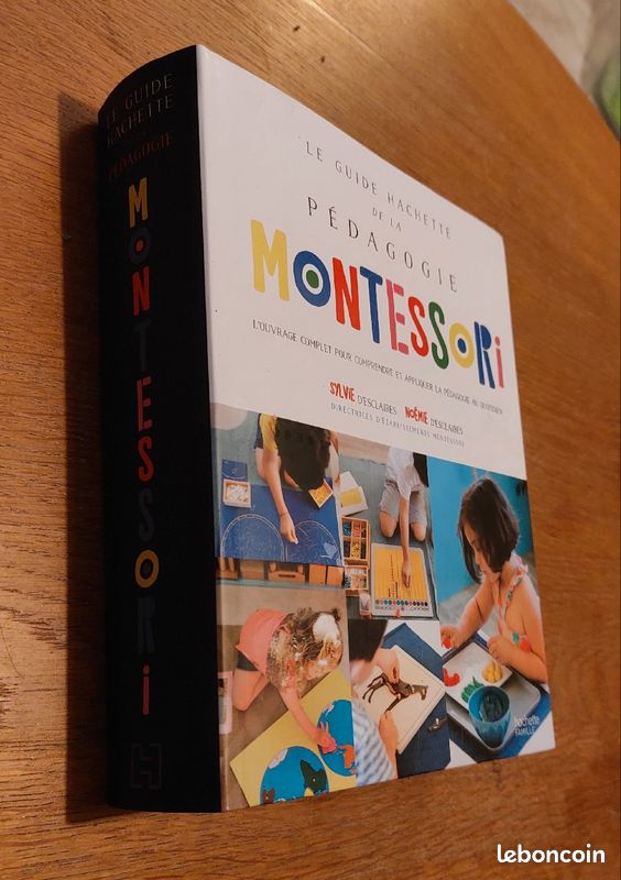découvrez notre guide complet sur la pédagogie montessori, une méthode d'apprentissage innovante qui encourage l'autonomie et la curiosité des enfants. apprenez les principes clés et les pratiques essentielles pour mettre en place cette approche éducative unique dans votre classe ou à la maison.