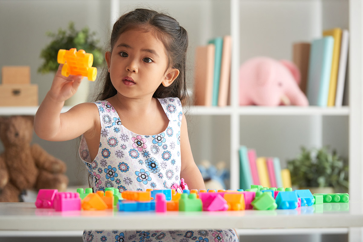 découvrez notre guide complet sur les centres de rencontre pour enfants utilisant la méthode montessori. explorez des ressources, des activités et des conseils pour aider vos enfants à s'épanouir dans un environnement d'apprentissage inspiré par montessori.